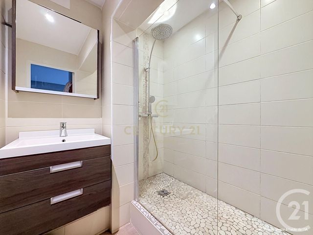 Appartement F3 à vendre - 3 pièces - 59.76 m2 - MARCQ EN BAROEUL - 59 - NORD-PAS-DE-CALAIS - Century 21 Apolite