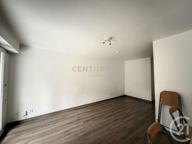 Appartement T2 à louer - 2 pièces - 41.67 m2 - LA MADELEINE - 59 - NORD-PAS-DE-CALAIS - Century 21 Apolite