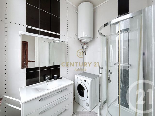 Appartement F2 à louer - 2 pièces - 41.0 m2 - LILLE - 59 - NORD-PAS-DE-CALAIS - Century 21 Apolite